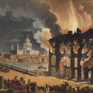 011. 如果你无法举起火把，请支持那为众人抱薪者