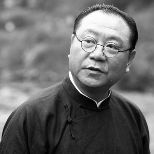 细品老舍的《不成问题的问题》