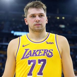 惊天号外！卢卡东契奇加盟湖人的背后隐藏着怎样的秘密？【观篮高手】