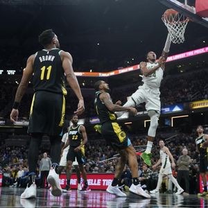 季后赛首轮前瞻：字母哥出战成疑，步行者能否以下克上？【观篮高手】