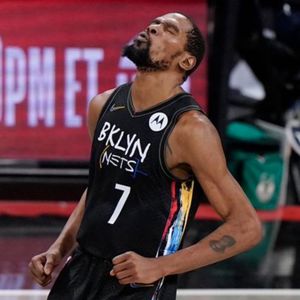 死神归来，杜兰特上演历史最佳表演！