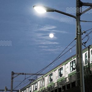 我走过许多地方，也一直四处张望。