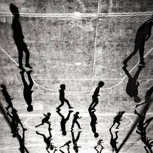 突然有一天，别人不再说你内向