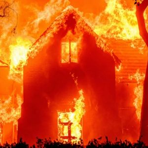 外刊精讲 | 像世界末日！洛杉矶遭遇史上最具破坏性火灾