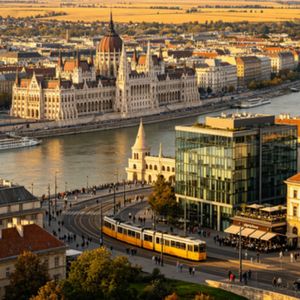 外刊精讲 | 这个人口只有上海三分之一的小国，为什么成了全球政治“样板间”？