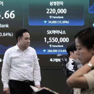 外刊精讲 | “一天亏掉一辆车、一周赚回一套房”，韩国炒股人的7月比韩剧还抓马