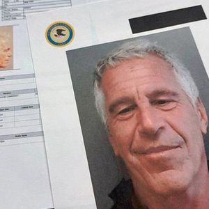 外刊精讲 | 爱泼斯坦后续：美国没事，川没事，英国首相却要下台了？