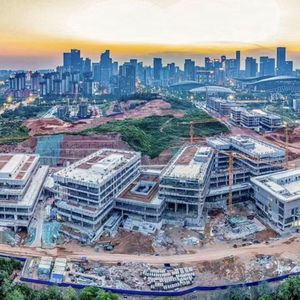 外刊精讲 | 美国年投入7400亿美元搞AI，中国花的钱不到十分之一却能做出差不多的AI？