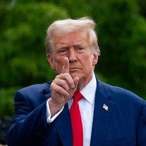 外刊精讲 | 突发！川普崩溃了？或将退出总统竞选？