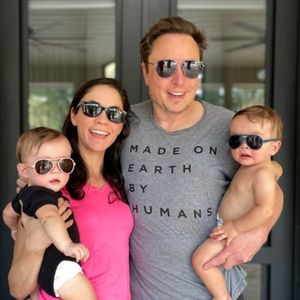 外刊精讲 | 1个孩子1500万美元封口费，美媒揭露马斯克的“宝宝军团”愿景