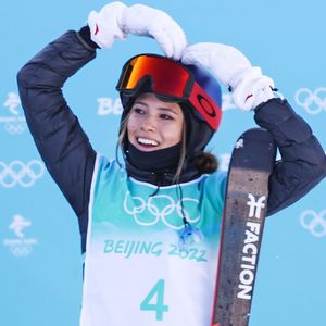 冠军！谷爱凌拿下中国雪上首金！斯坦福学霸+世界冠军+绝美模特！小说都不敢这么写！