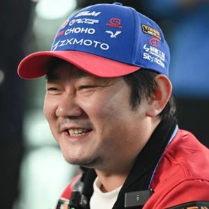 外刊精讲 | 张雪机车，一战封神！打破欧美日数十年垄断，他让世界记住了中国摩托！