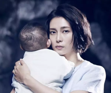 豆瓣9.1高分剧《坡道上的家》：对不起，我也是第一次当父母【迷影圆桌派010】