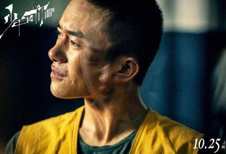 《少年的你》：什么才是真正的长大？【迷影圆桌派020】