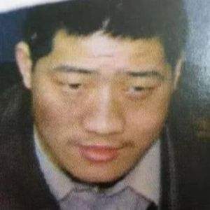 连杀27人，逃亡时还娶5个老婆的恶魔