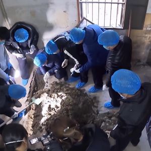 上海一女子失踪，19年后在家挖出遗体