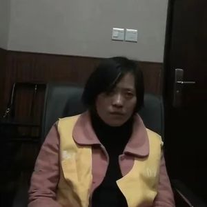 四川母女吃饭突然倒地，医生检验后当即报警，调查发现不简单