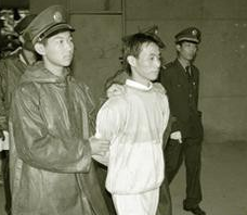 深圳连环色诱抢劫杀人案