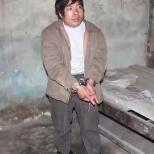 彩虹桥下的无头男尸