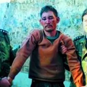 一男子残忍杀害十二人,强暴百名妇女