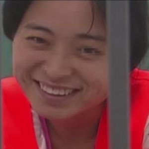 成都弑母案，法律系大学生知法犯法被抓后微笑指认