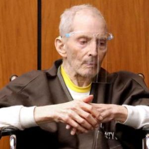 亿万富翁谋杀却无罪脱身，还被拍成纪录片