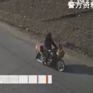 婚内婚外-沙土堆下纸箱中的尸块(下)