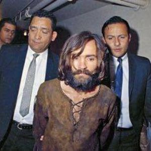 美国邪教曼森家族杀人案，连孕妇都不放过(上)