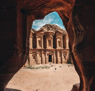 193：硝烟中的秘密花园，这个一半海水一半沙的国度究竟有何魅力？