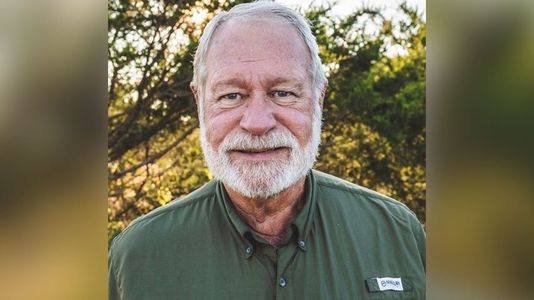 吹水：美帝神枪手一枪爆头、脱口秀演员全年演出、恒河超级细菌