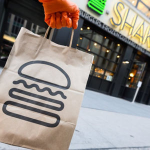 Shake Shack：始于流动摊贩的精品汉堡店