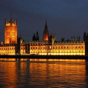 工业革命为什么首先出现在英国？良好的政治制度是前提