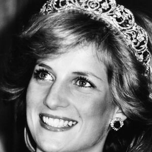 黛安娜？斯宾塞？还是威尔士王妃？｜《斯宾塞》｜啰嗦124