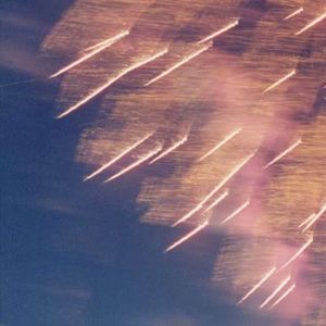 他从来不去记录 生活中不愉快的时刻