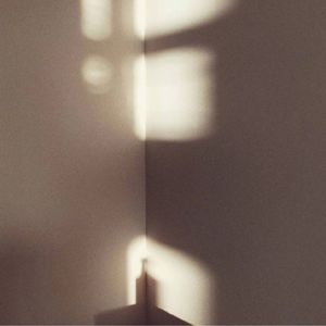 要相信阳光，听一听寒冷融化的声音