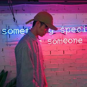 别辜负爱你的人，也别辜负你自己