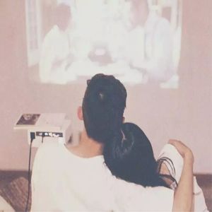 我好想穿过屏幕抱抱你