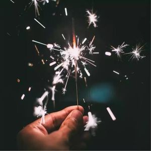 别回头，别纠缠，别念旧