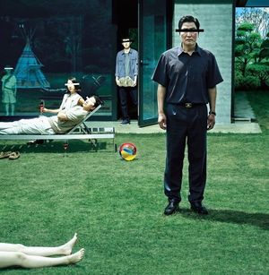 《寄生虫》不只是“阶级问题”