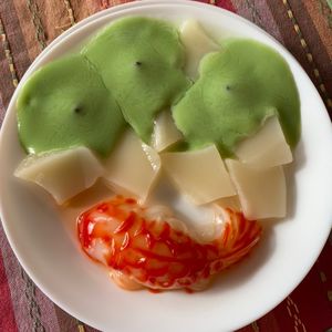 我们的标准不一定是他人的标准，互相理解，互相尊重