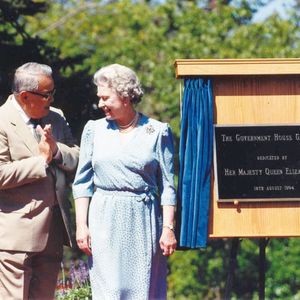加拿大这些道路和建筑以华裔名字命名，你知道吗？