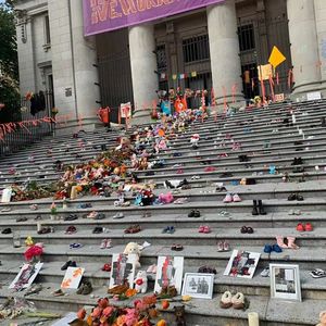 华裔应该如何应对加拿大的种族歧视？