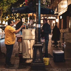 在加拿大读高中的孩子的中文作文《朋友》