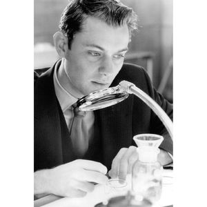 贺建奎、千钧一发和胳肢咖啡