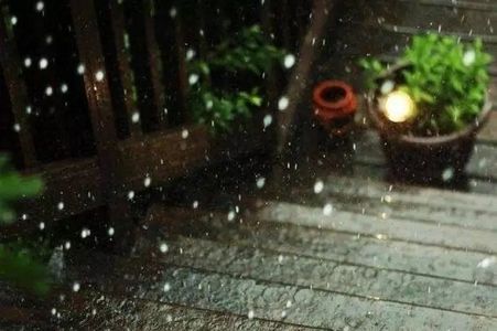 【绢帛】汪曾祺：昆明的雨 NJ易安