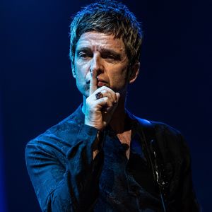 我写了一首听起来很像The Cure的歌