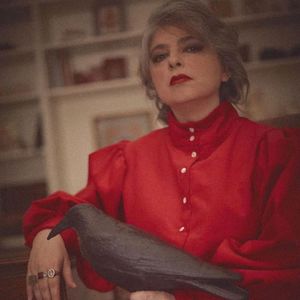 71.《床上抽烟危险》：暗黑恐怖的日常里，书写亡灵故事集的疯女人