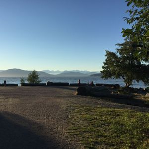 Alexa：爱上一个脆弱型自恋者是一场自我感动的执念