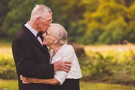 哈佛75年研究：什么样的人最容易幸福？