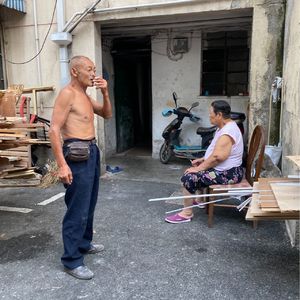 10：就算一出生就在会被人说过闲话的地区，我还是要大声说爱它